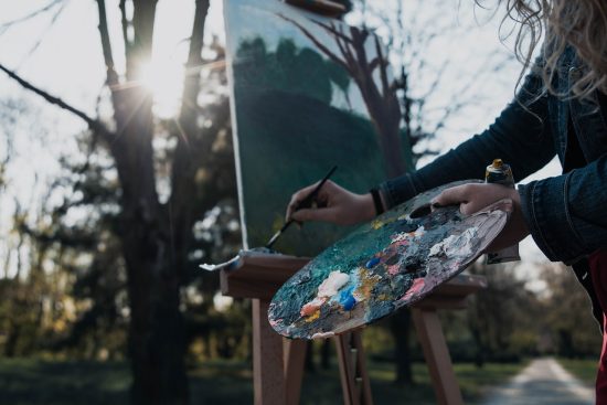 découvrez l'univers de la créativité : inspirez-vous d'idées novatrices, explorez des techniques artistiques et libérez votre imagination pour transformer vos projets en œuvres uniques.