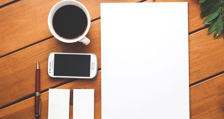 découvrez l'art du personal branding : comment construire et promouvoir votre image personnelle pour vous démarquer dans votre secteur et atteindre vos objectifs professionnels. apprenez des stratégies efficaces pour valoriser vos compétences et bâtir une réputation solide.