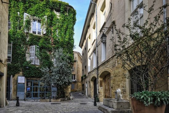 découvrez les compétences clés en analyse de marché pour optimiser vos stratégies d'affaires. apprenez à interpréter les données, comprendre les tendances et anticiper les besoins des consommateurs afin de rester compétitif sur le marché.