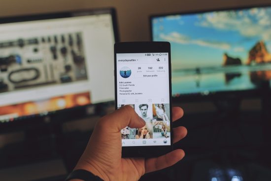 découvrez les compétences essentielles en médias sociaux pour booster votre présence en ligne. apprenez à créer du contenu engageant, à analyser les performances et à interagir efficacement avec votre audience.