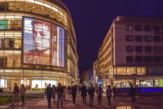 découvrez comment gérer efficacement vos campagnes publicitaires grâce à des stratégies adaptées et des outils performants. optimisez vos résultats et ciblez votre audience avec précision pour un impact maximal.