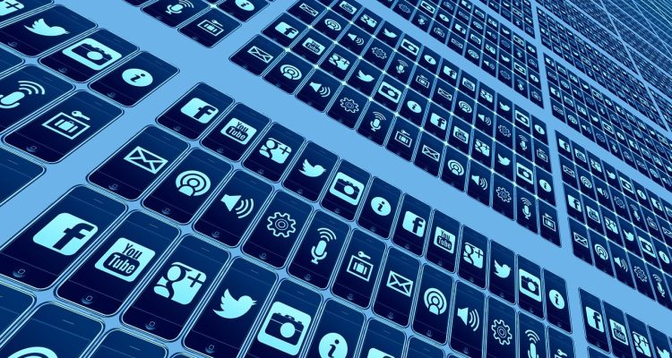 découvrez l'art du networking : établissez des connexions professionnelles, développez votre réseau et créez des opportunités grâce à nos conseils et astuces pour réseauter efficacement.