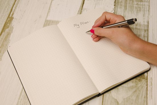 développez vos compétences en écriture créative avec notre guide complet. apprenez des techniques innovantes, stimulez votre imagination et perfectionnez votre style d'écriture pour captiver vos lecteurs.