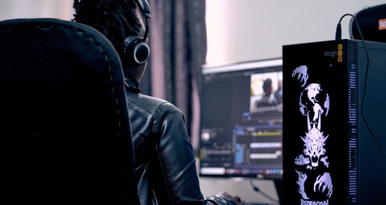 découvrez les compétences essentielles en montage vidéo pour transformer vos projets visuels. apprenez les techniques de base, les outils professionnels et les astuces pour captiver votre audience grâce à un contenu vidéo de qualité.